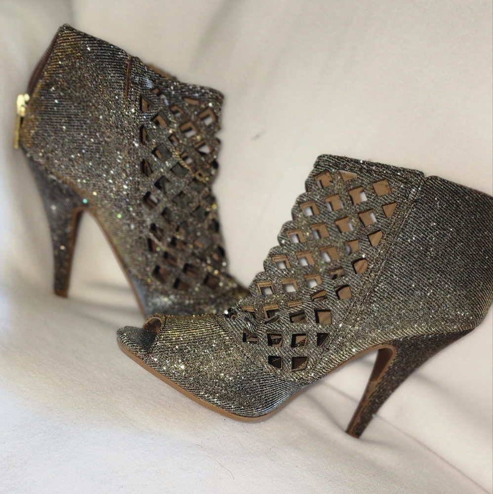 Christian Siriano heels